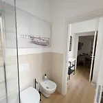 Piazza Della Borsa 3c Tirabora Short Rent