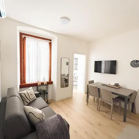 Piazza Della Borsa 3c Tirabora Short Rent