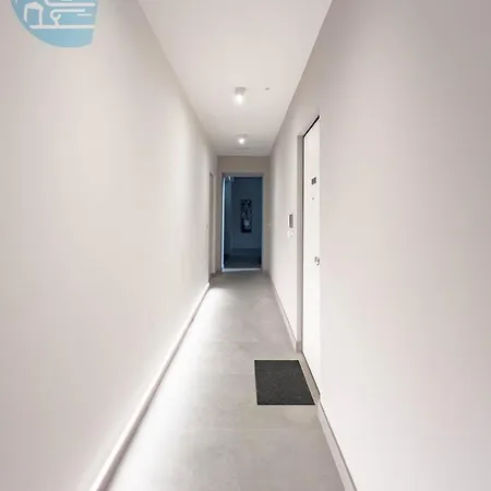 Piazza Della Borsa 3c Tirabora Short Rent Trieste